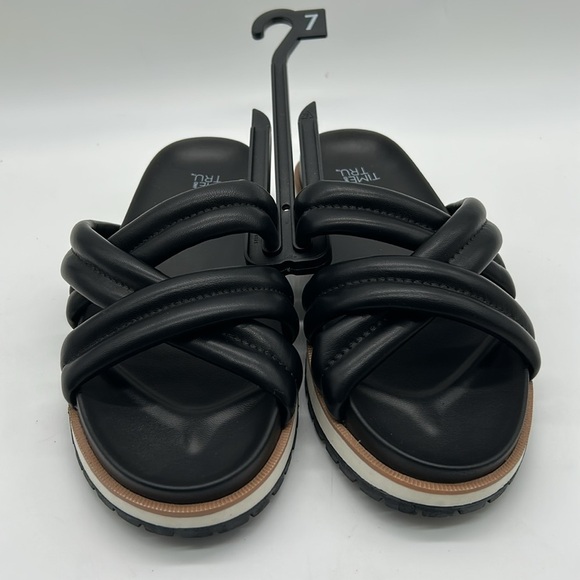 2191- Time And True Women's Black Slide Sandals Size 7 - Picture 4 of 9